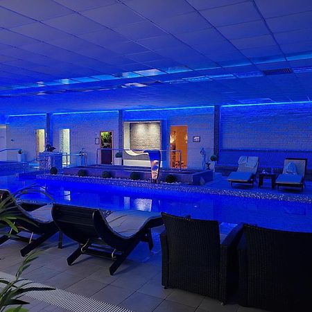 "Poseidon" Centar Aparthotel Stari Banovci Esterno foto