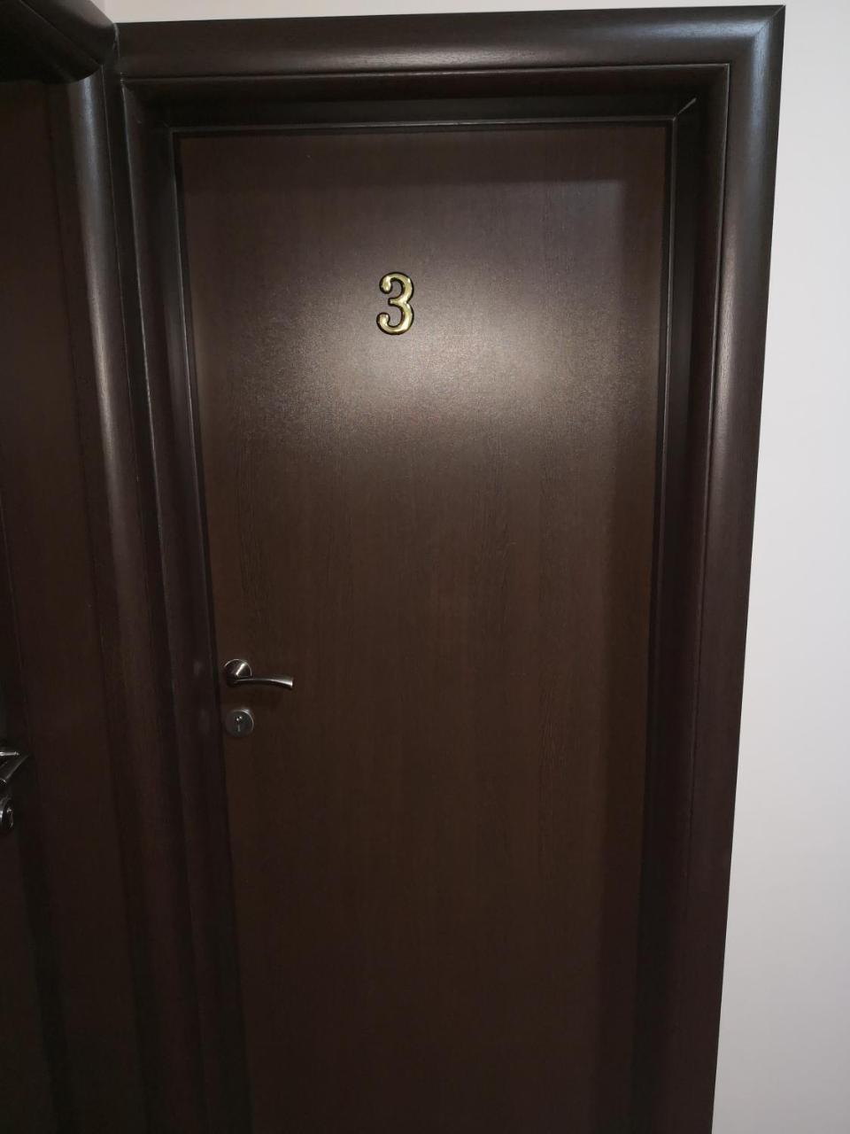 "Poseidon" Centar Aparthotel Stari Banovci Esterno foto
